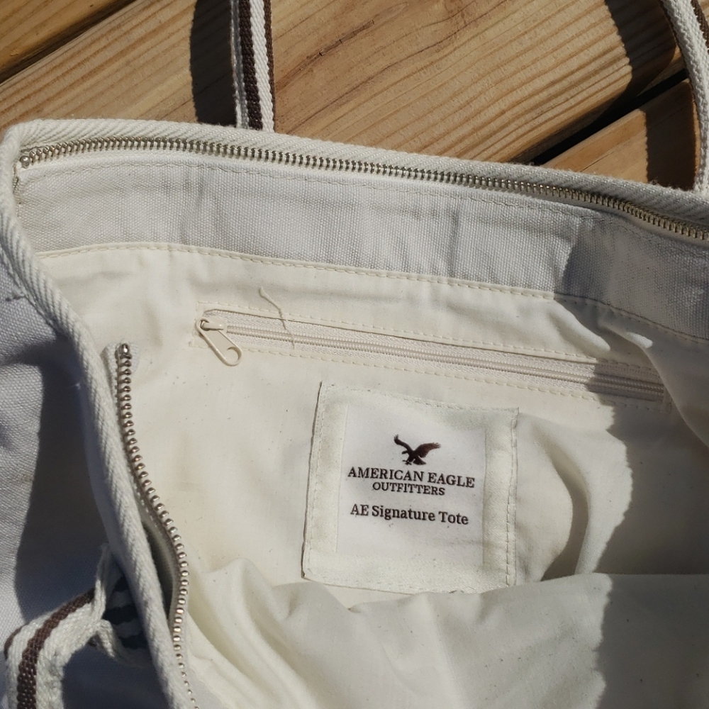 American Eagle tote - Picture 3 of 4